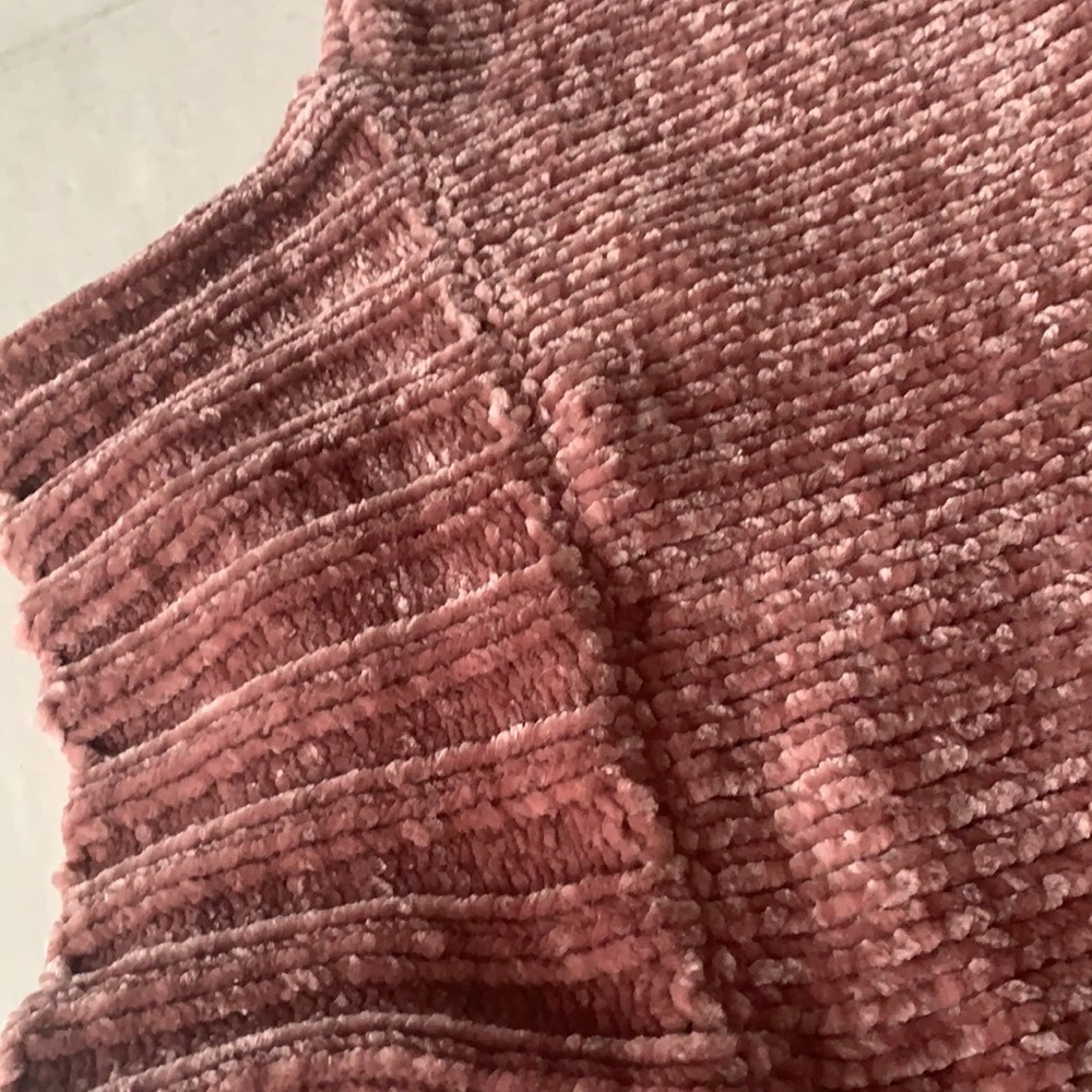 Chelsea & Theodore mauve chenille sweater turtleneck high low silhouette size S - Picture 10 of 13